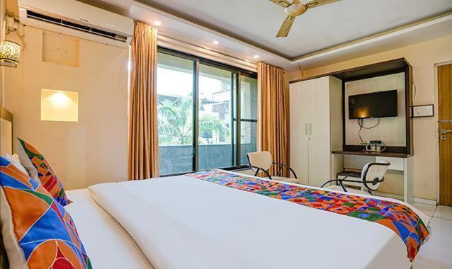 New Prabhu Sharan By Glitz Hotels Нави Мумбай Екстериор снимка