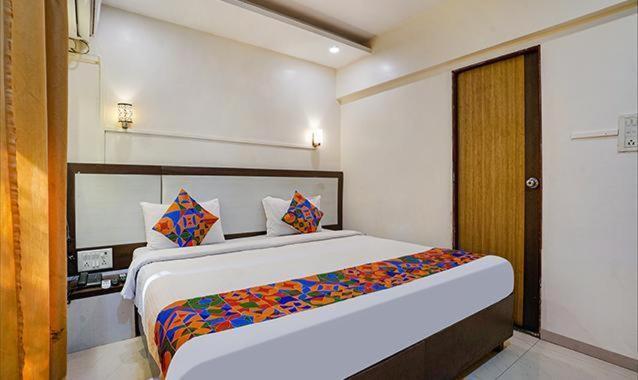 New Prabhu Sharan By Glitz Hotels Нави Мумбай Екстериор снимка